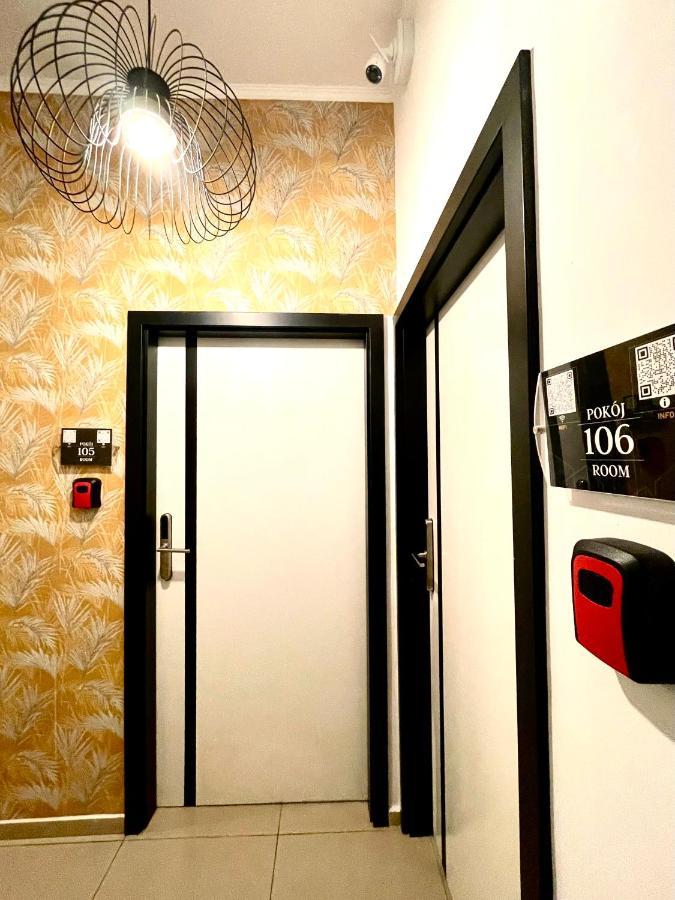 Happy Living Hostel Wroclaw Exterior photo